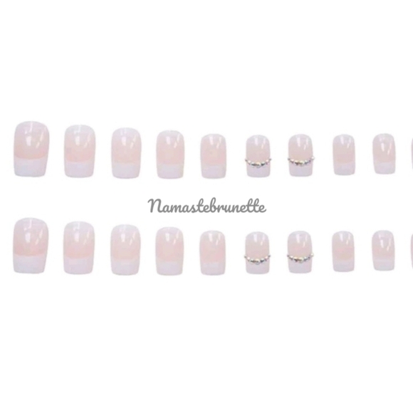 2/$16 Rhinestone French Manicure Press On Nails - Picture 5 of 11